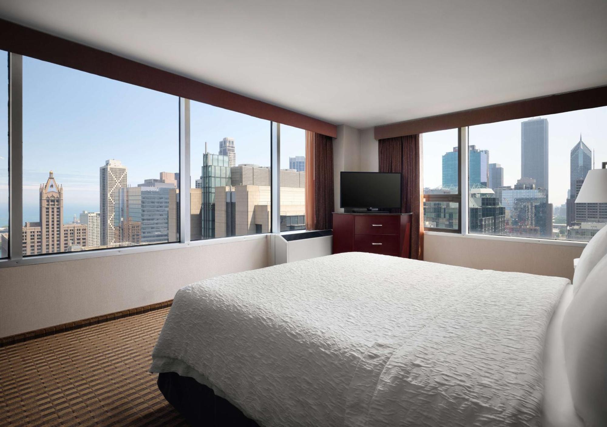 Hampton Inn Chicago Downtown/Magnificent Mile Buitenkant foto